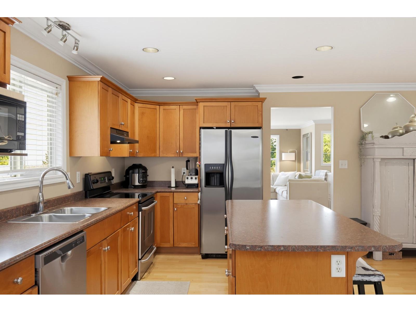 46193 Stoneview Drive Property Photo 10