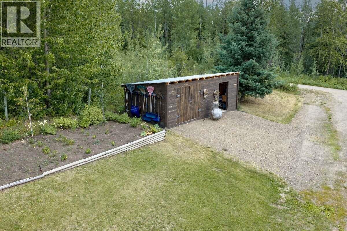 2814 Moose Road Property Photo 10