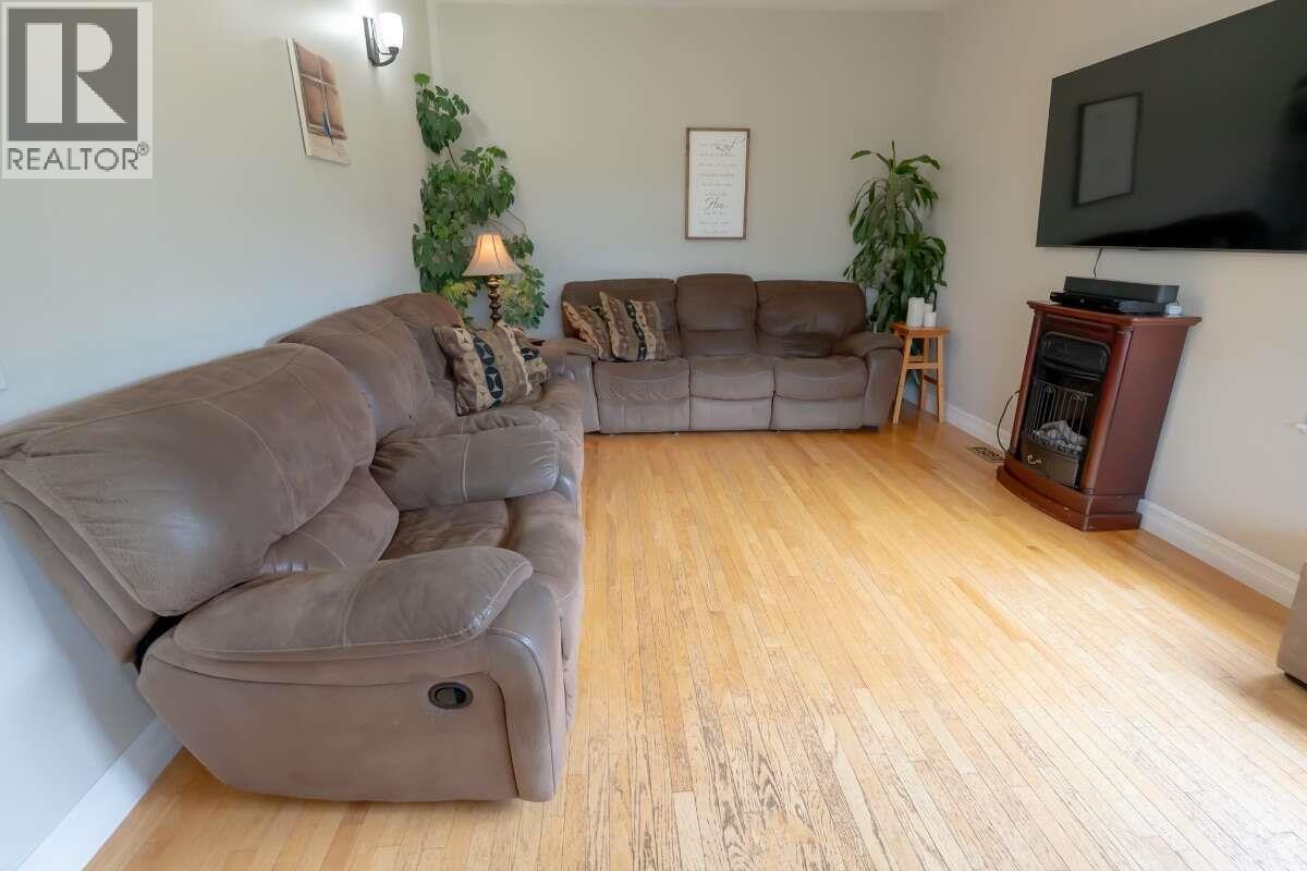 2814 Moose Road Property Photo 32