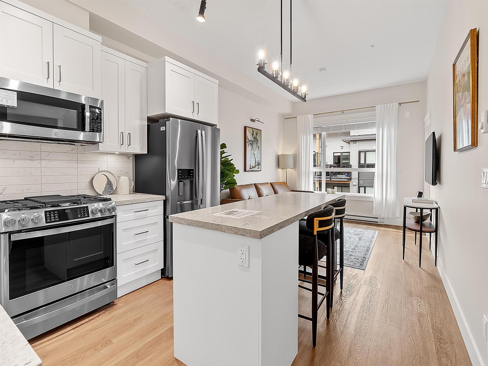 416 20926 83 Avenue Property Photo 4
