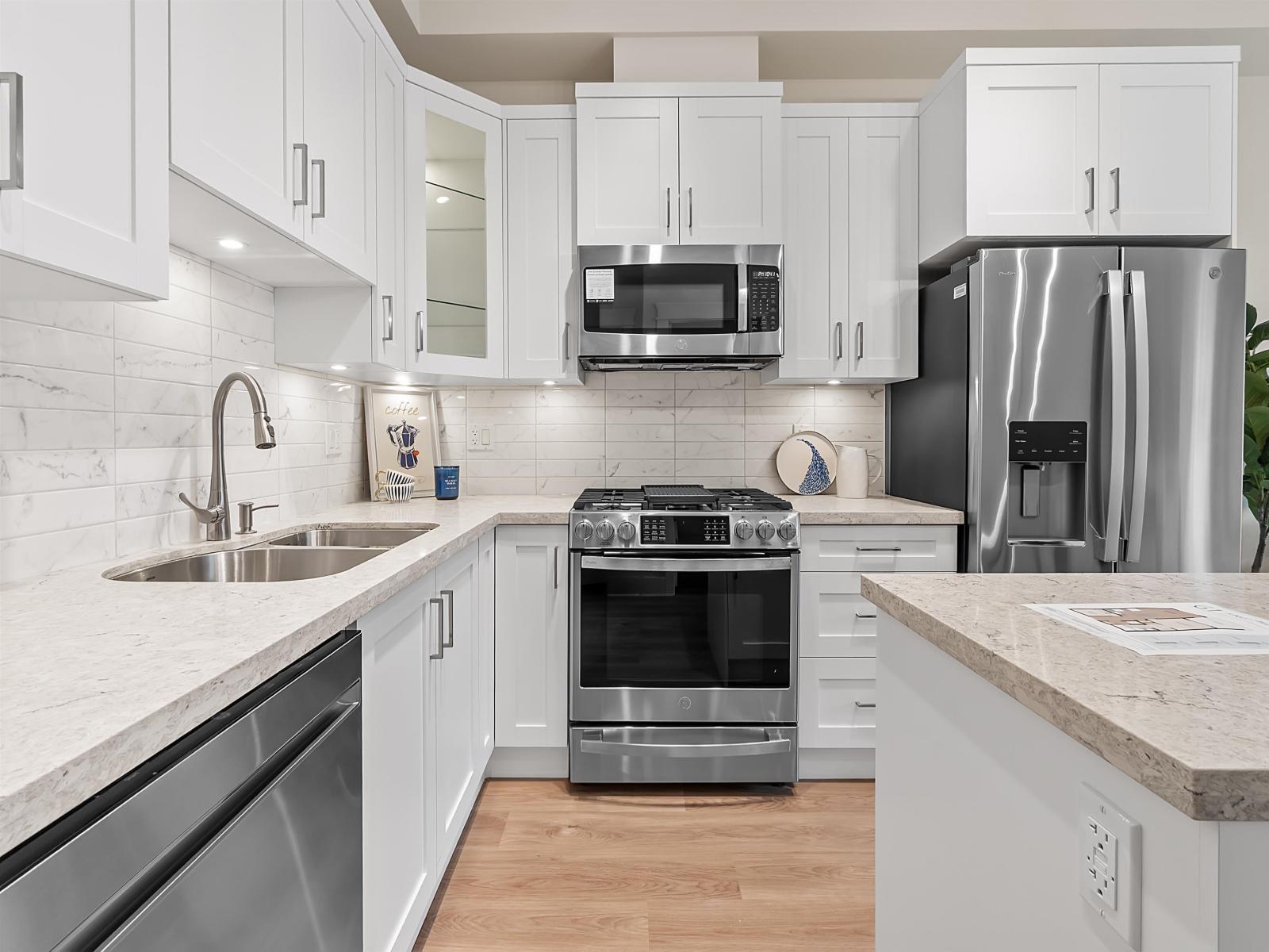 416 20926 83 Avenue Property Photo 5