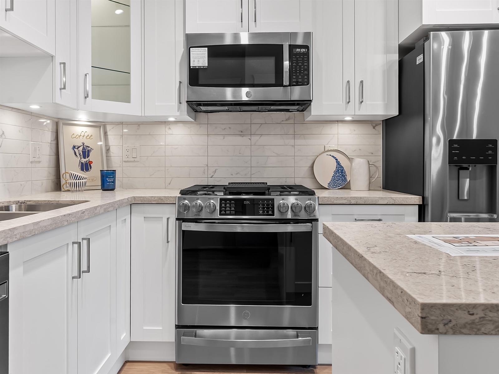 416 20926 83 Avenue Property Photo 6
