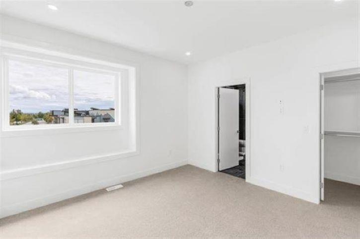 19415 70 Avenue Property Photo 19