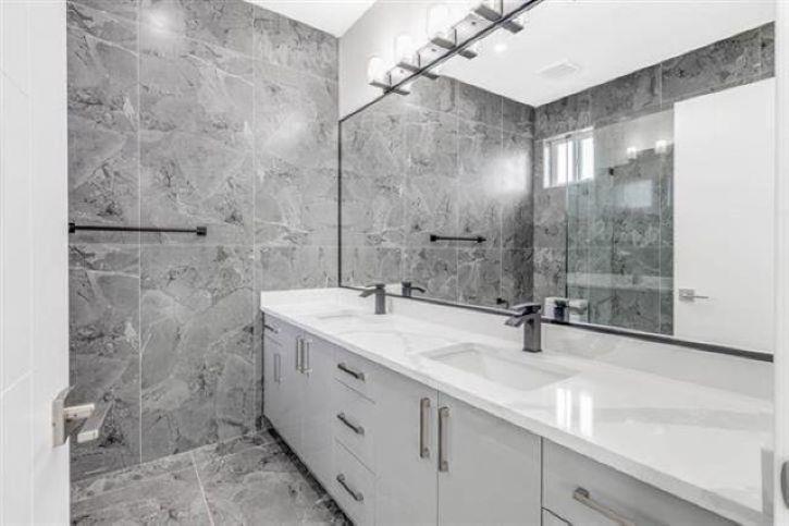 19415 70 Avenue Property Photo 20