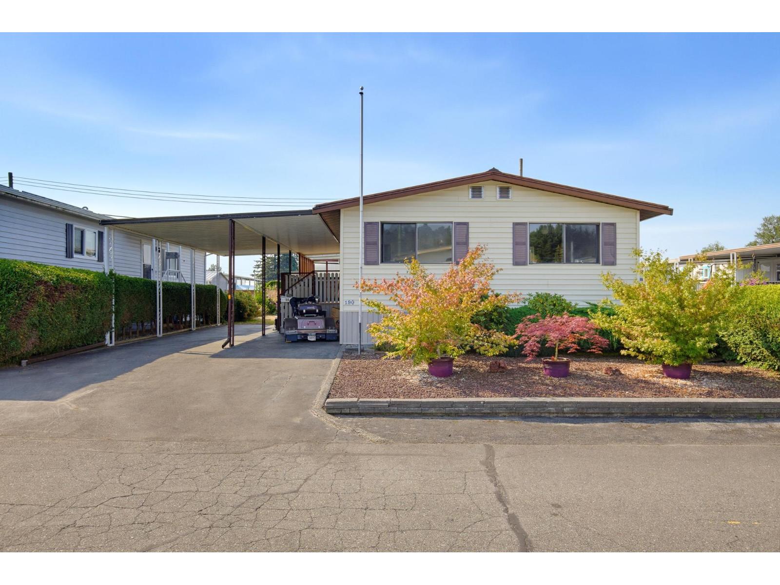 190 27111 0 AVENUE Property Photo 1