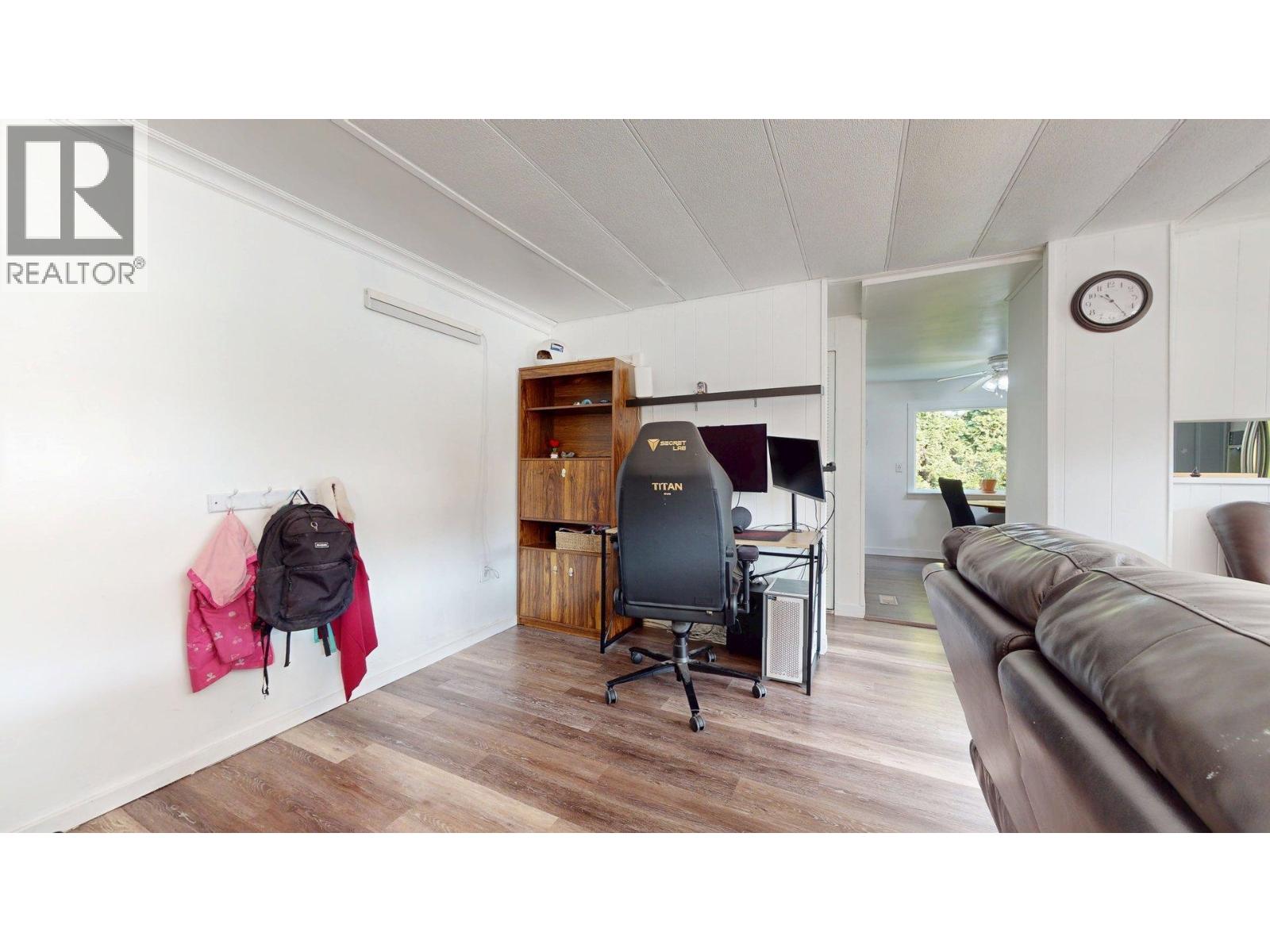 8 39884 Government Road Property Photo 8