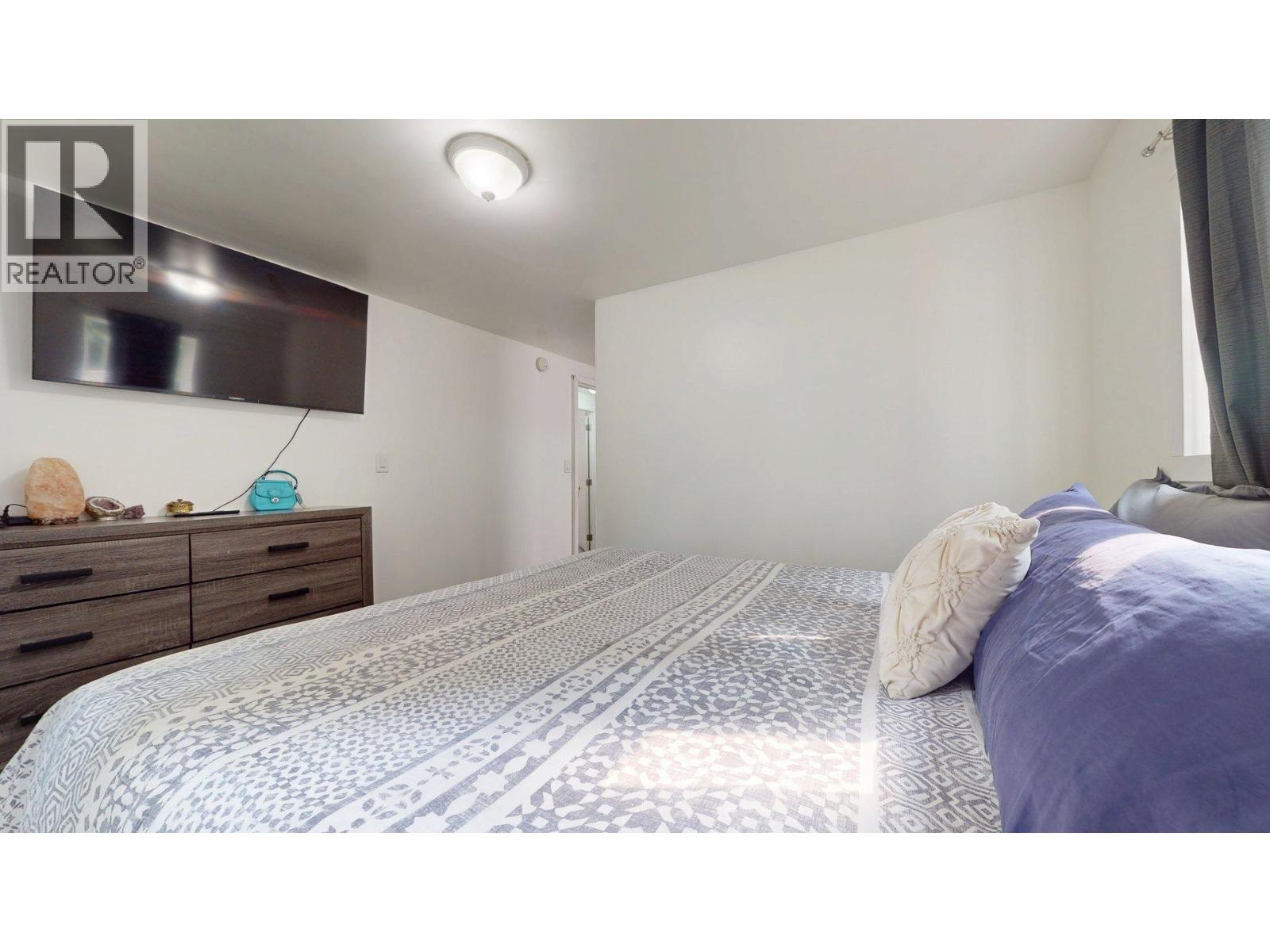 8 39884 Government Road Property Photo 26