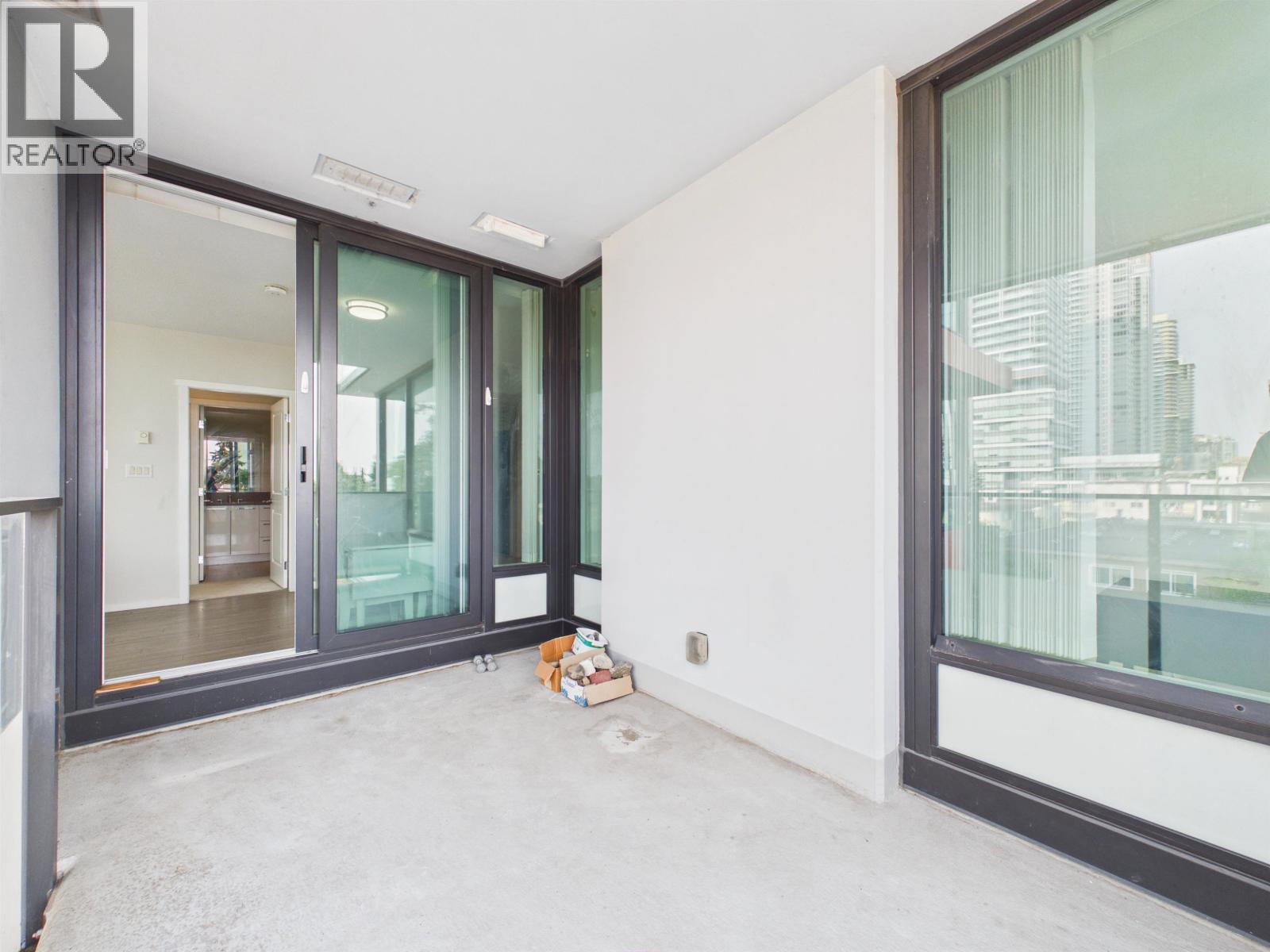 505 6658 Dow Avenue Property Photo 15