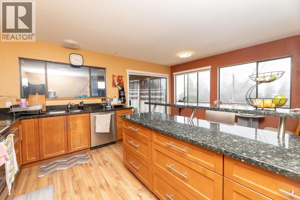 4934 Geer Road Property Photo 11