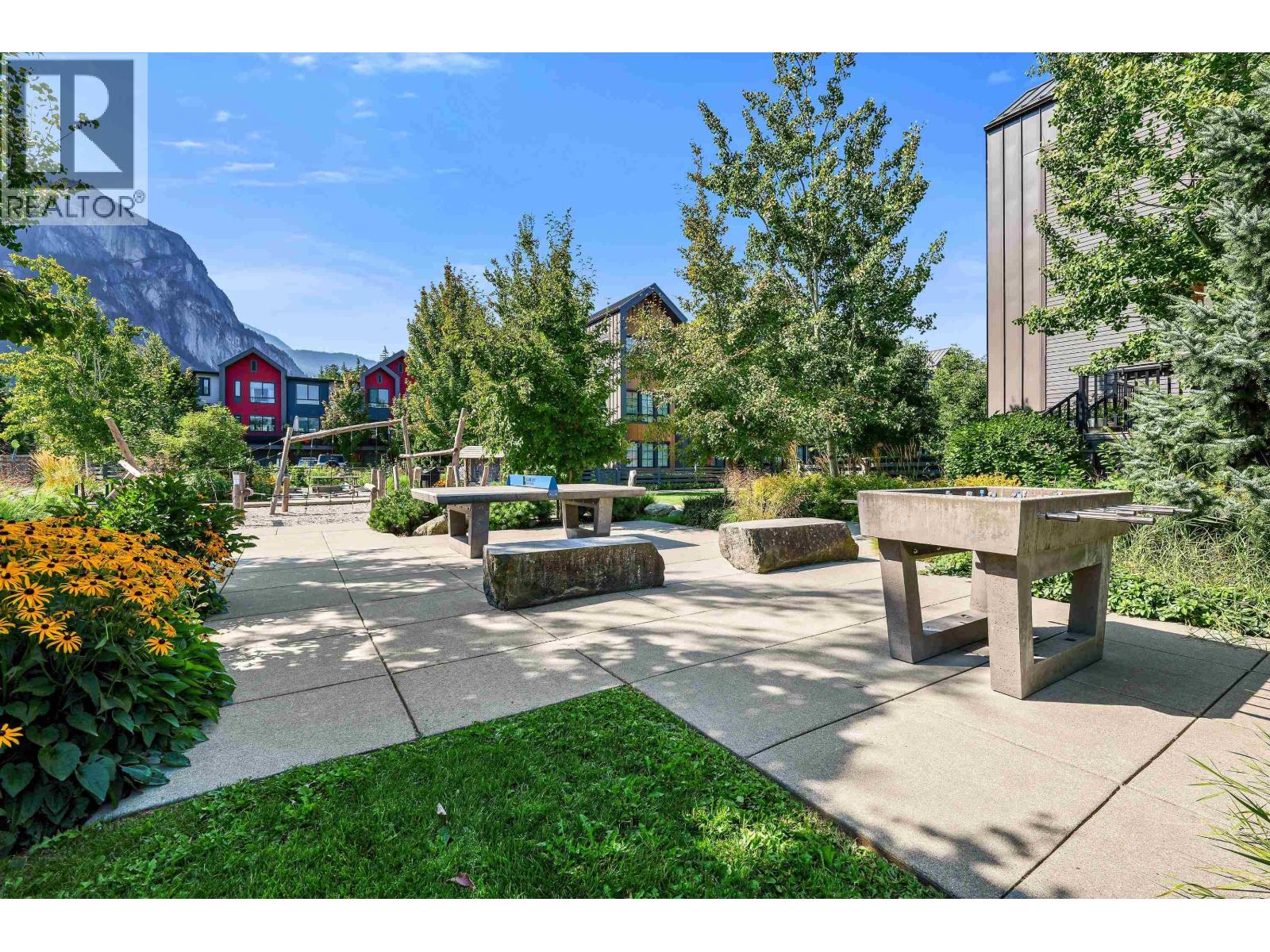 1374 Marinaside Place Property Photo 15