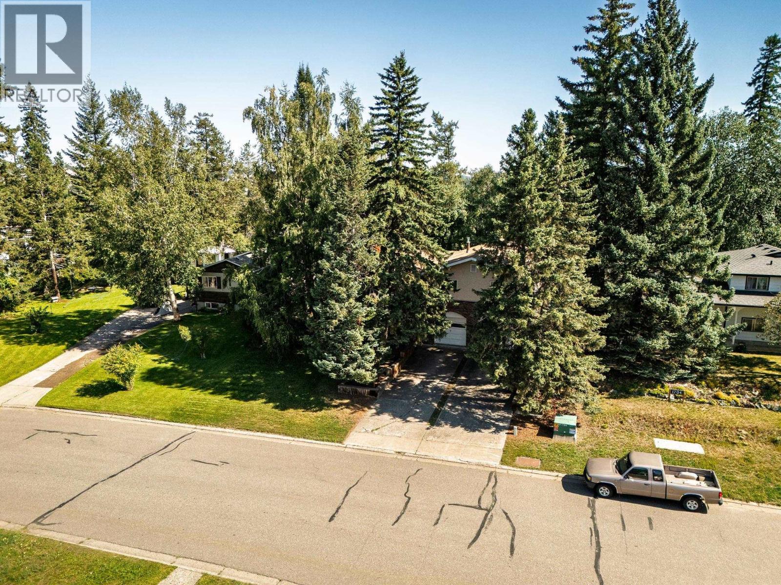 1736 Pearson Avenue Property Photo 31