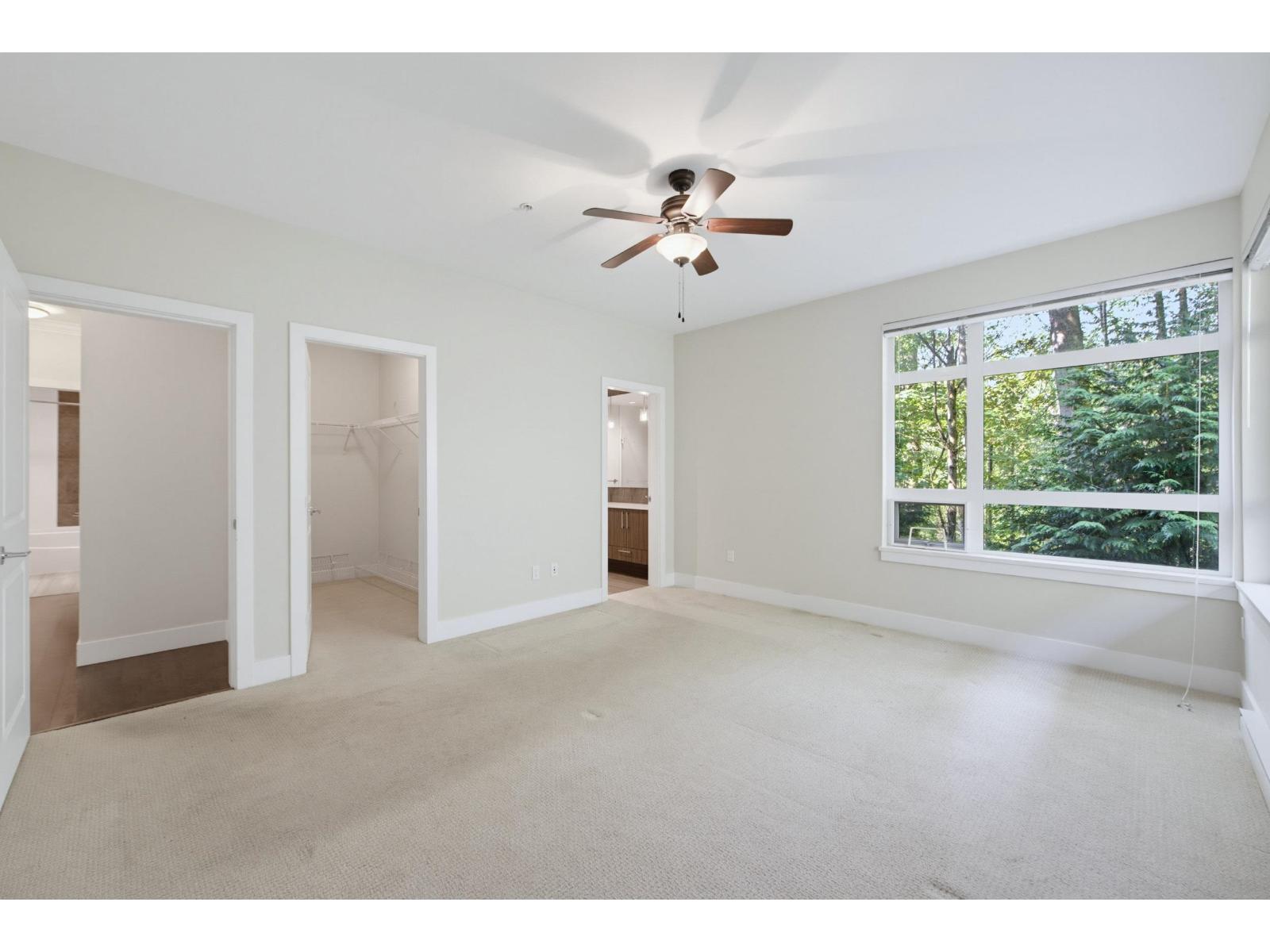 C210 20211 66 Avenue Property Photo 15