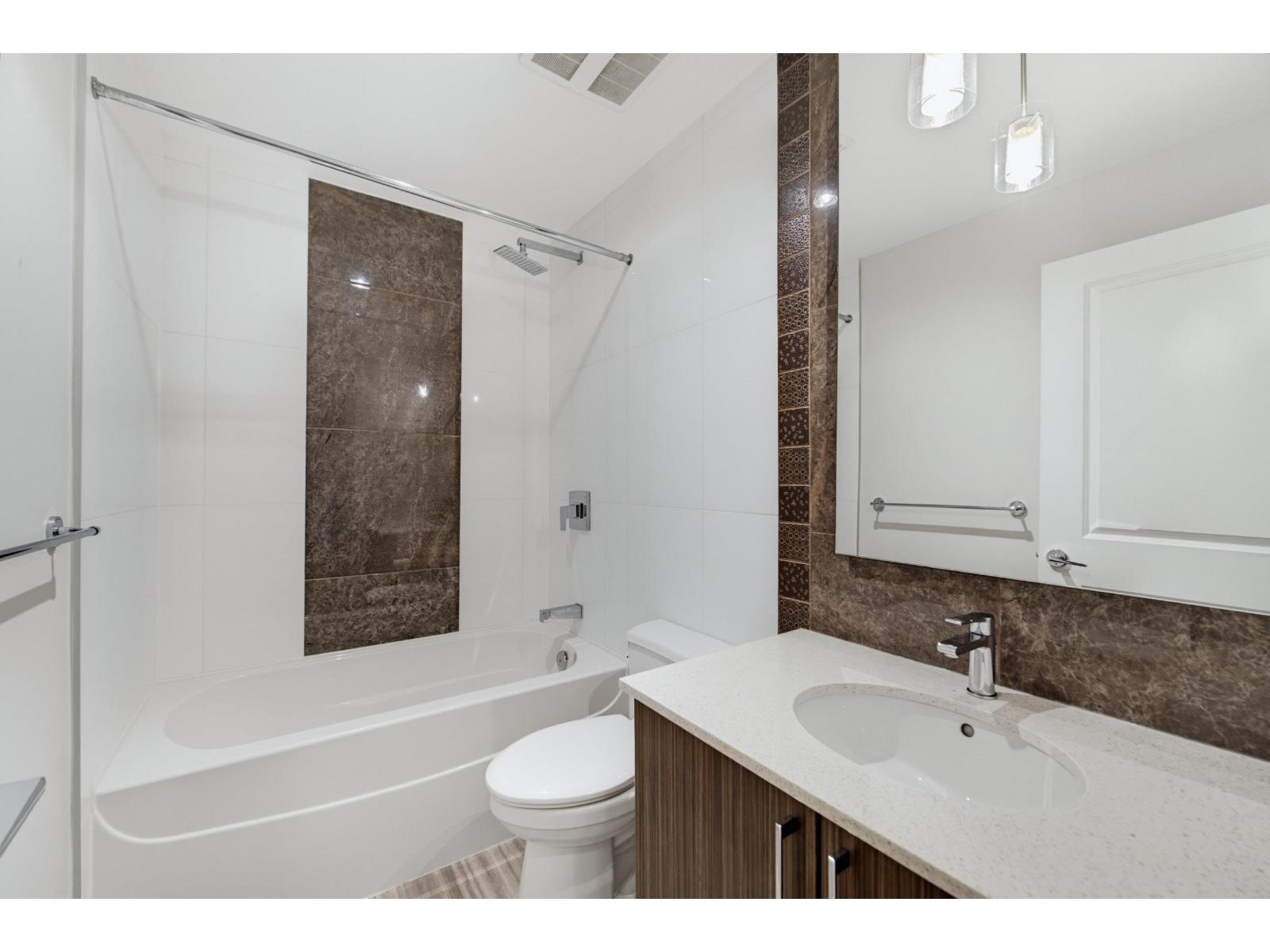 C210 20211 66 Avenue Property Photo 22