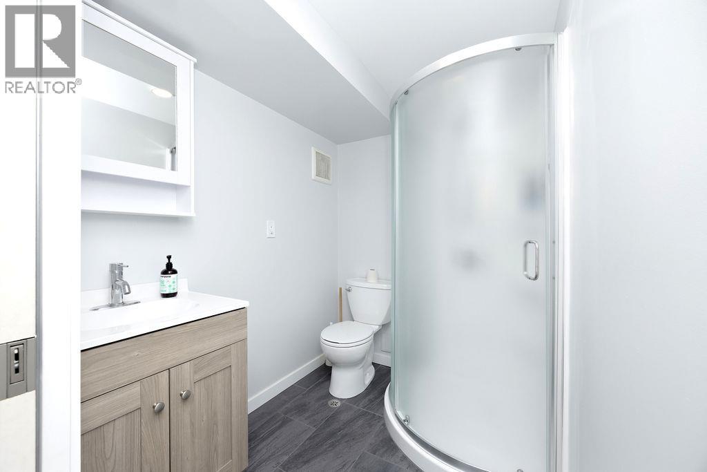 1022 Rosamund Road Property Photo 28