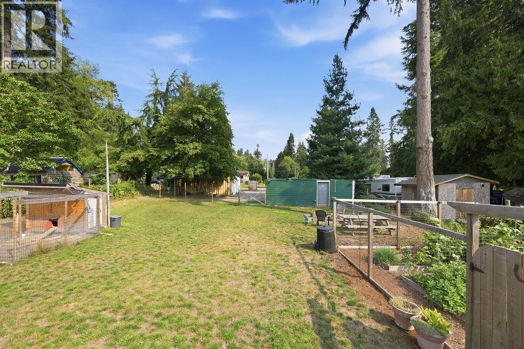 1022 Rosamund Road Property Photo 33