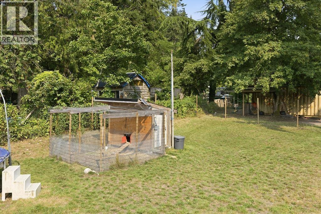 1022 Rosamund Road Property Photo 34