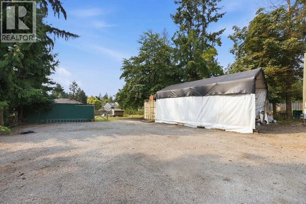 1022 Rosamund Road Property Photo 39