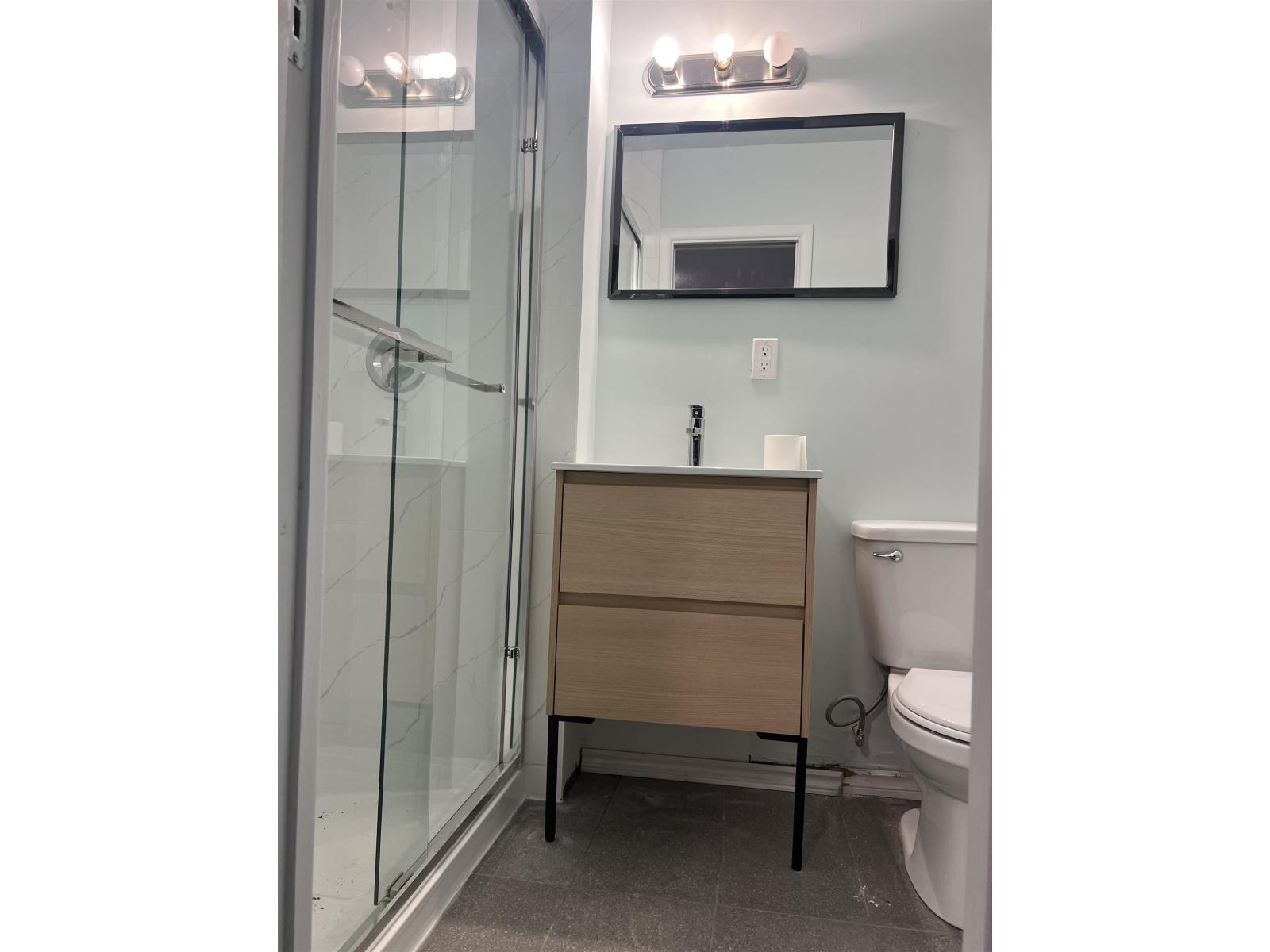 9236 172 Street Property Photo 10