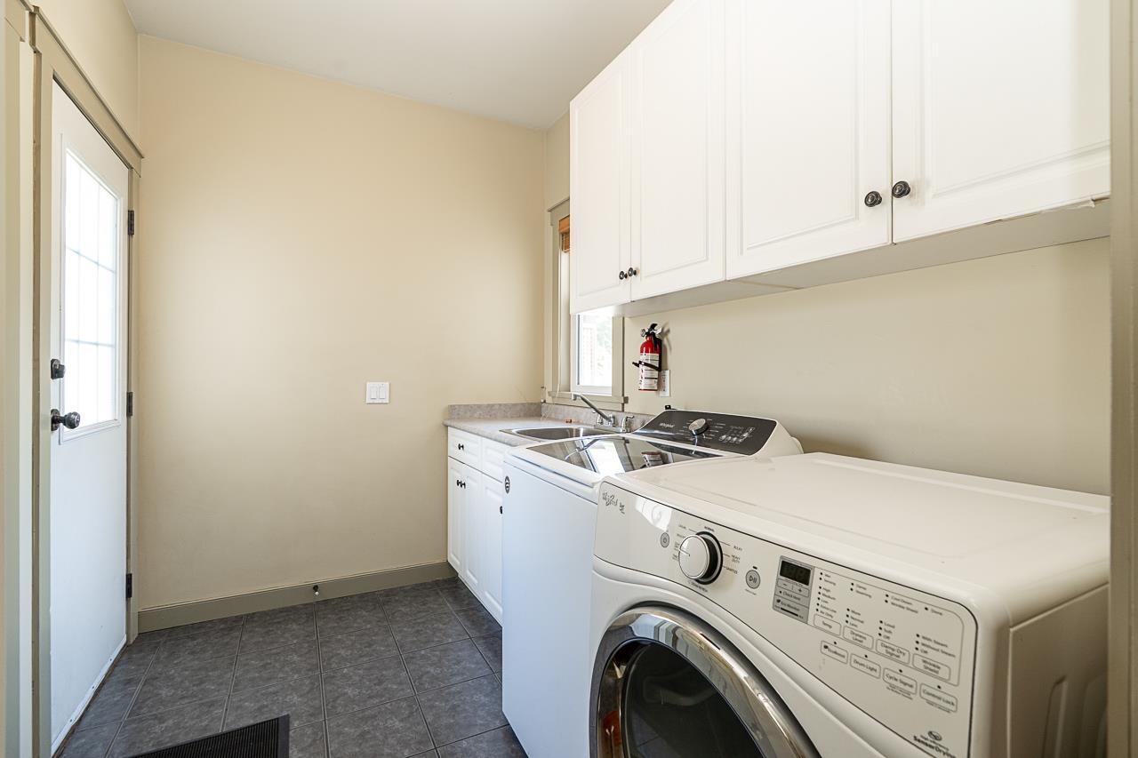 26865 25a Avenue Property Photo 14