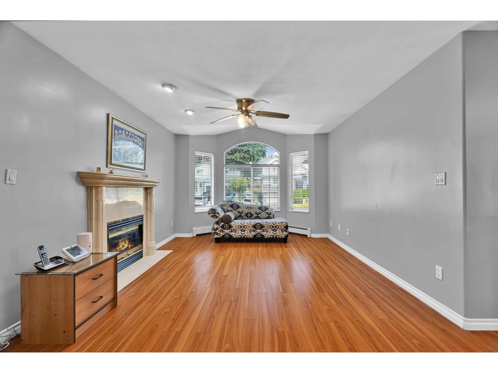 14332 68 Avenue Property Photo 2