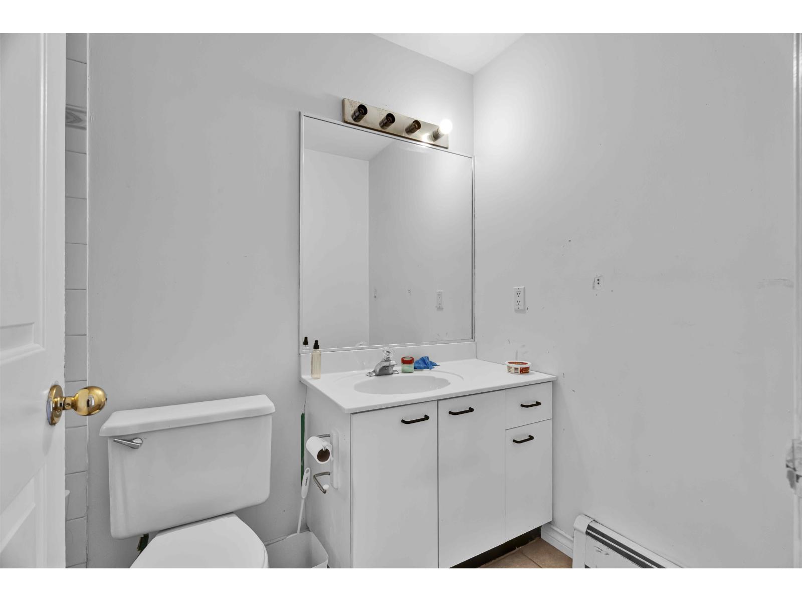 14332 68 Avenue Property Photo 30