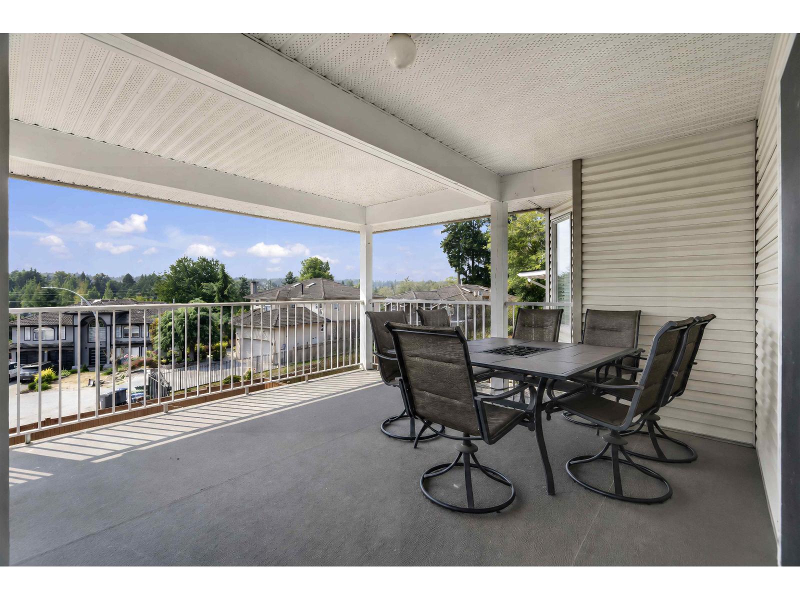 14332 68 Avenue Property Photo 34