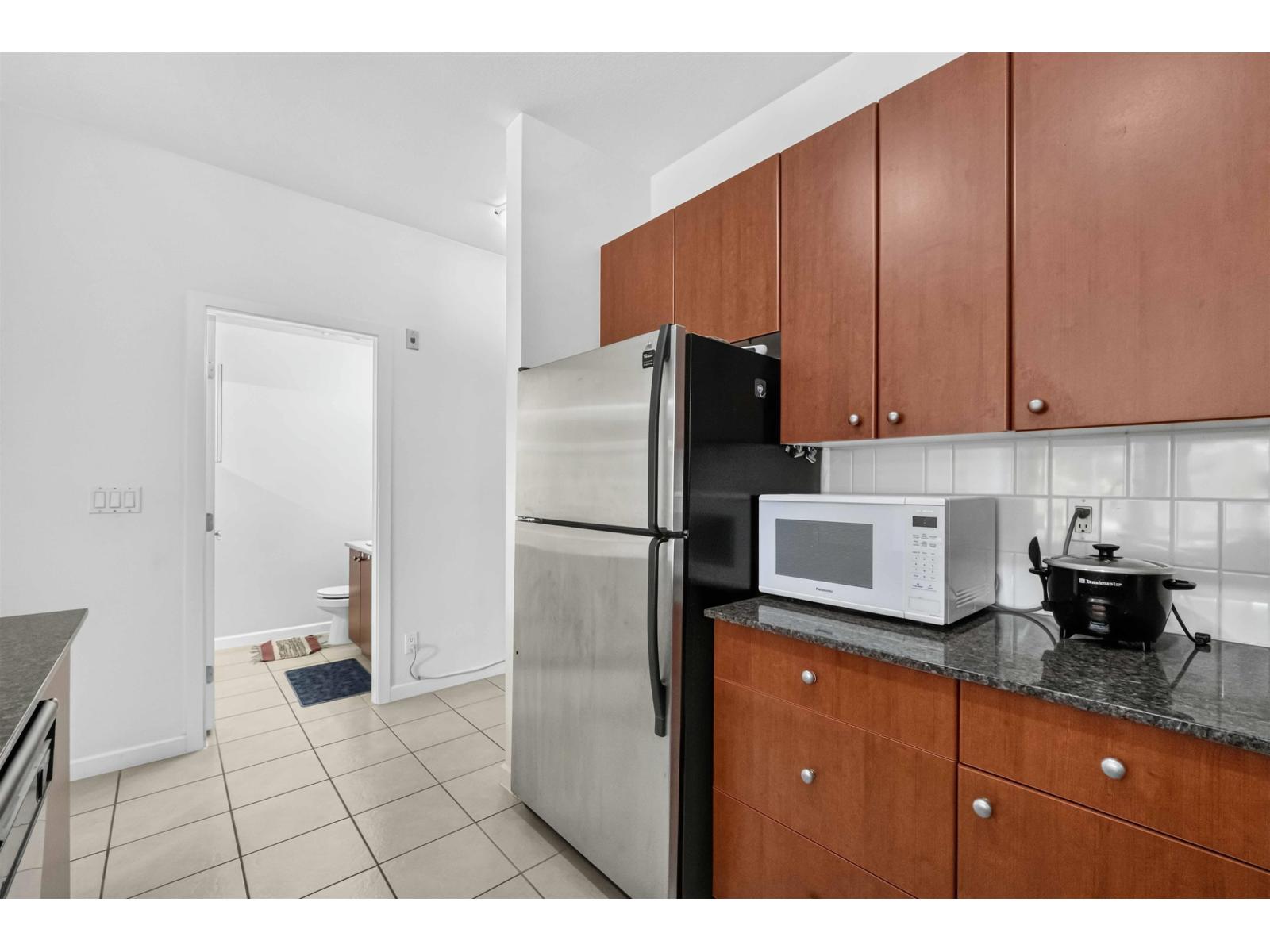 312 15380 102a Avenue Property Photo 10