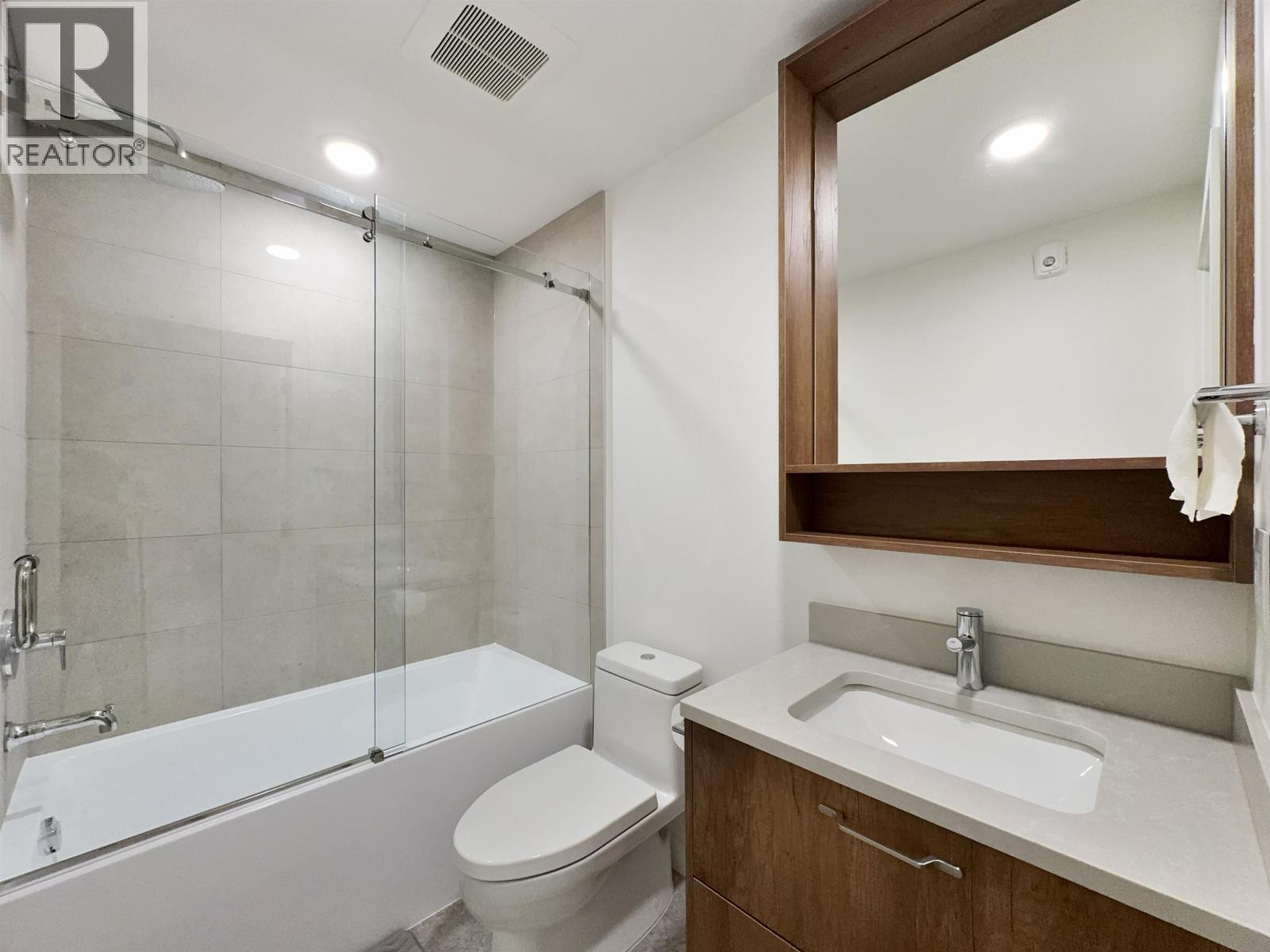 3xx 133 W 49th Avenue Property Photo 20