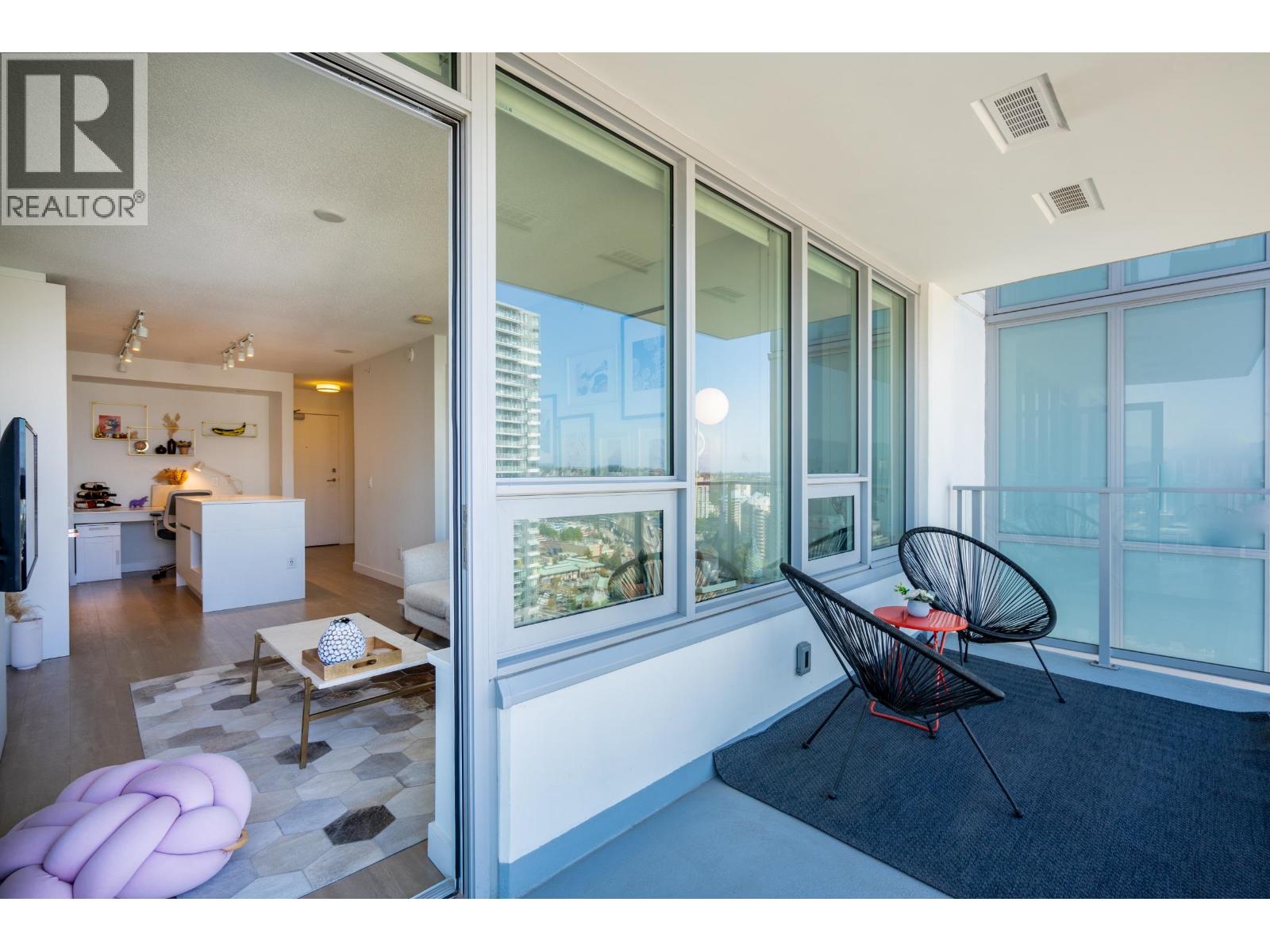 2810 908 Quayside Drive Property Photo 28