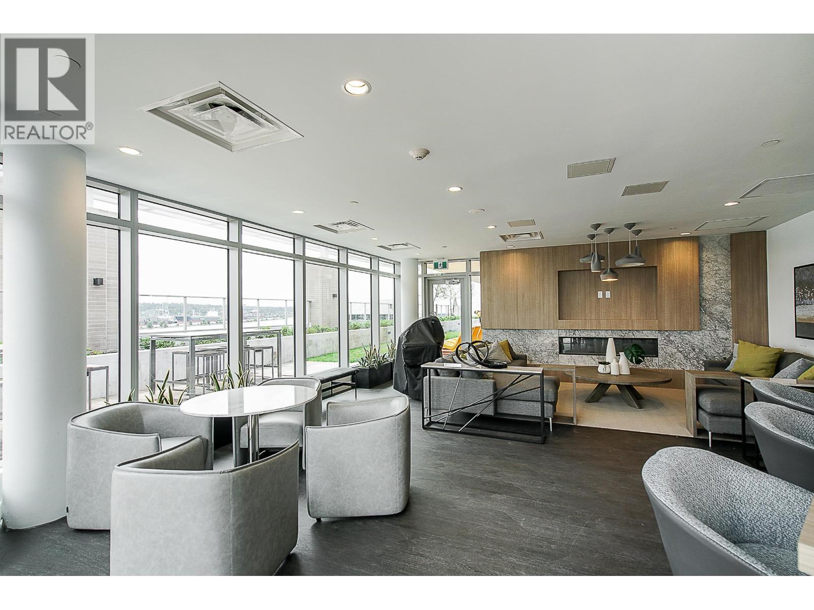 2810 908 Quayside Drive Property Photo 32