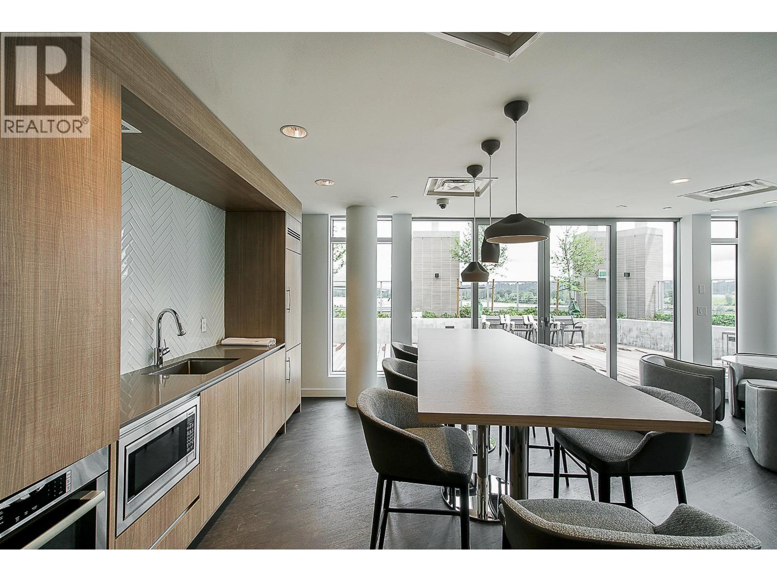 2810 908 Quayside Drive Property Photo 33