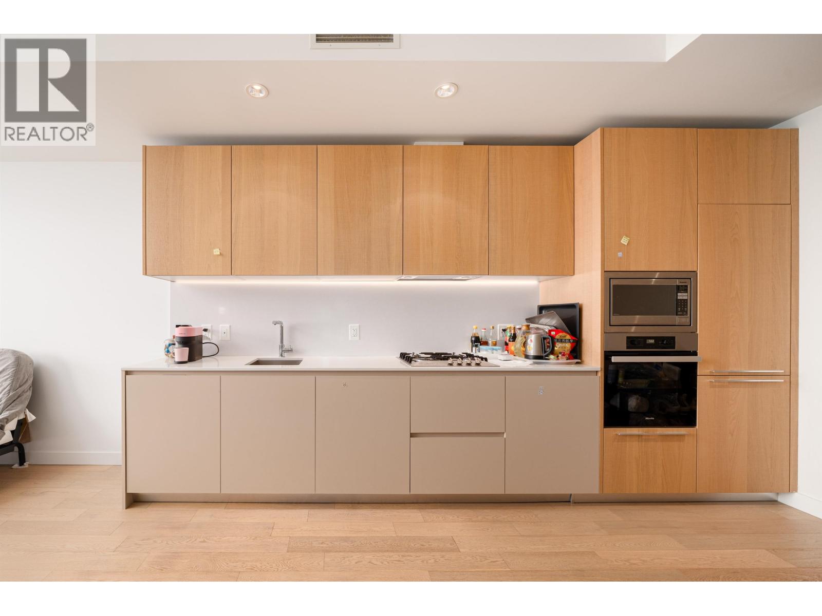 1008 6688 Pearson Way Property Photo 1