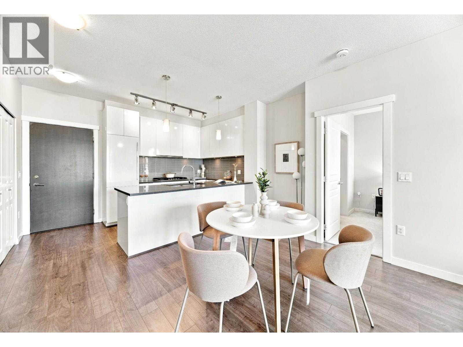 410 9399 Alexandra Road Property Photo 10