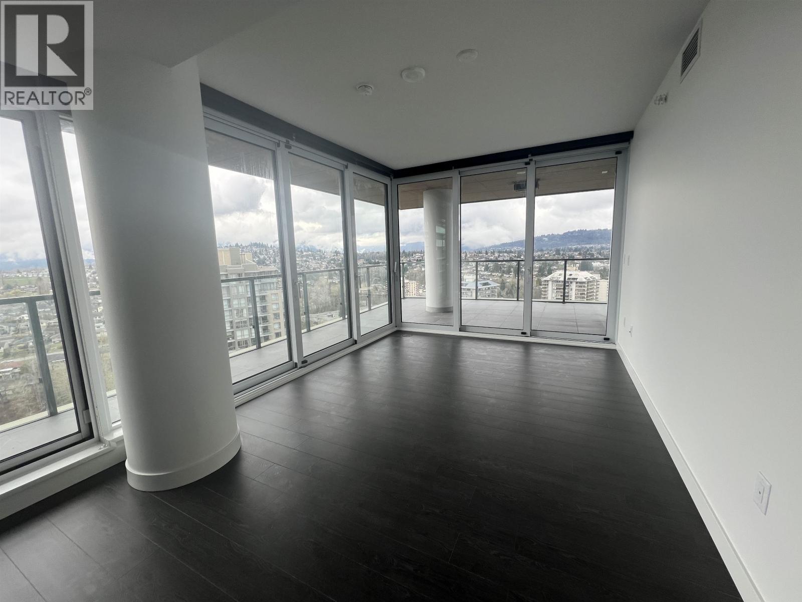 29f 4890 Lougheed Highway Property Photo 3