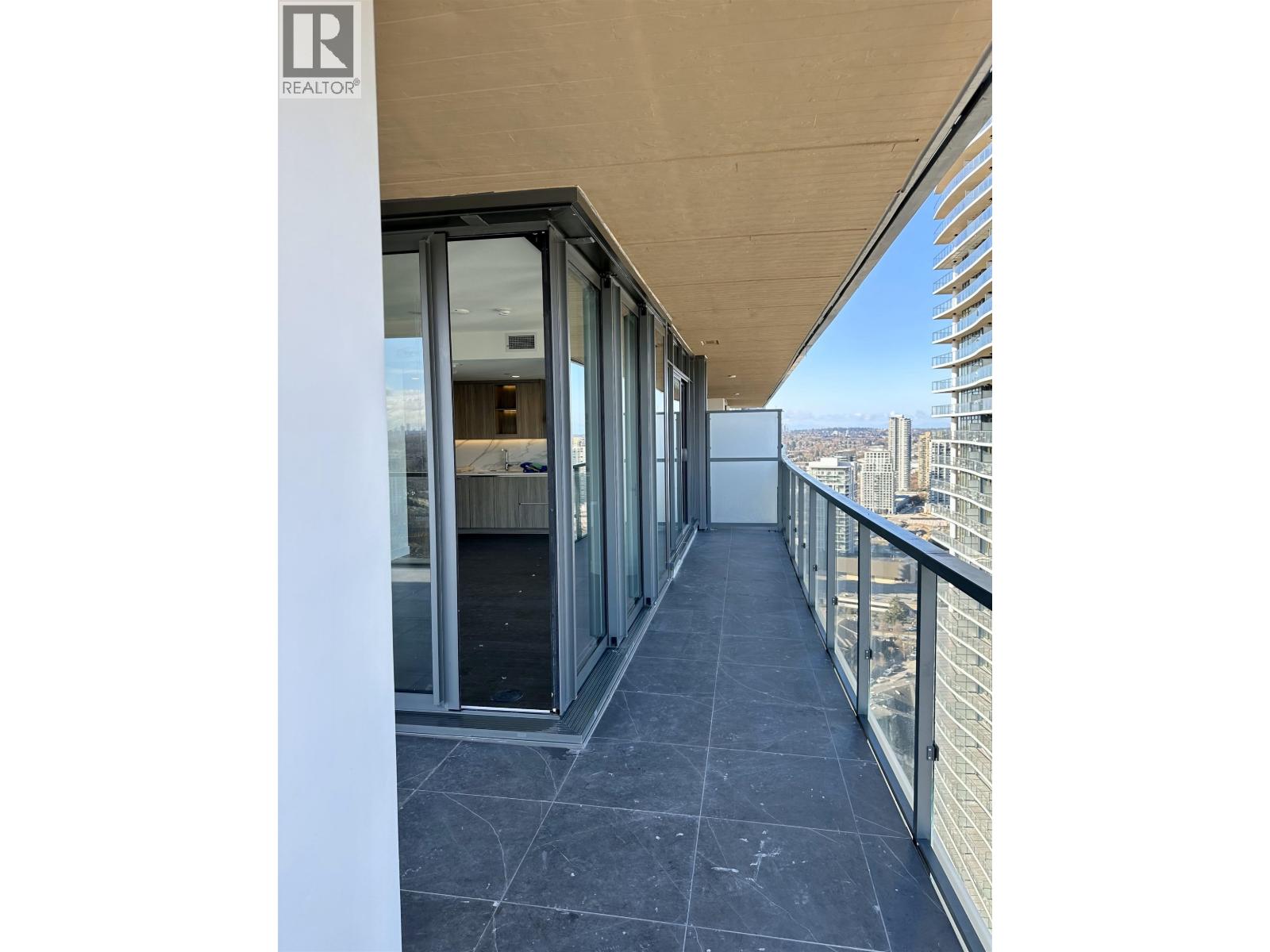 29f 4890 Lougheed Highway Property Photo 10