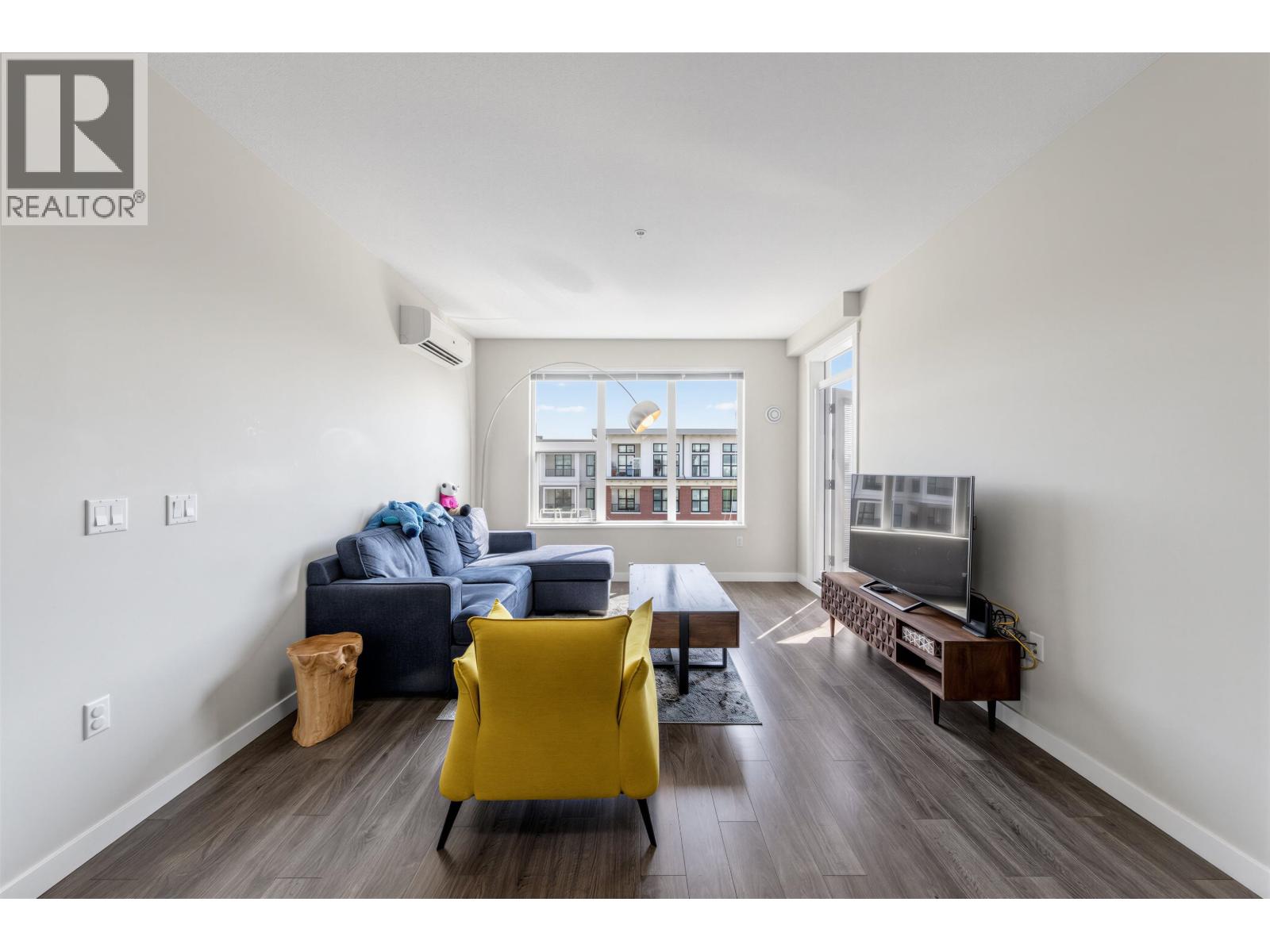 418 9388 Tomicki Avenue Property Photo 11