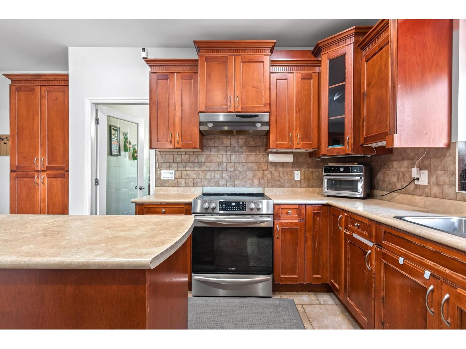 13486 64 Avenue Property Photo 17