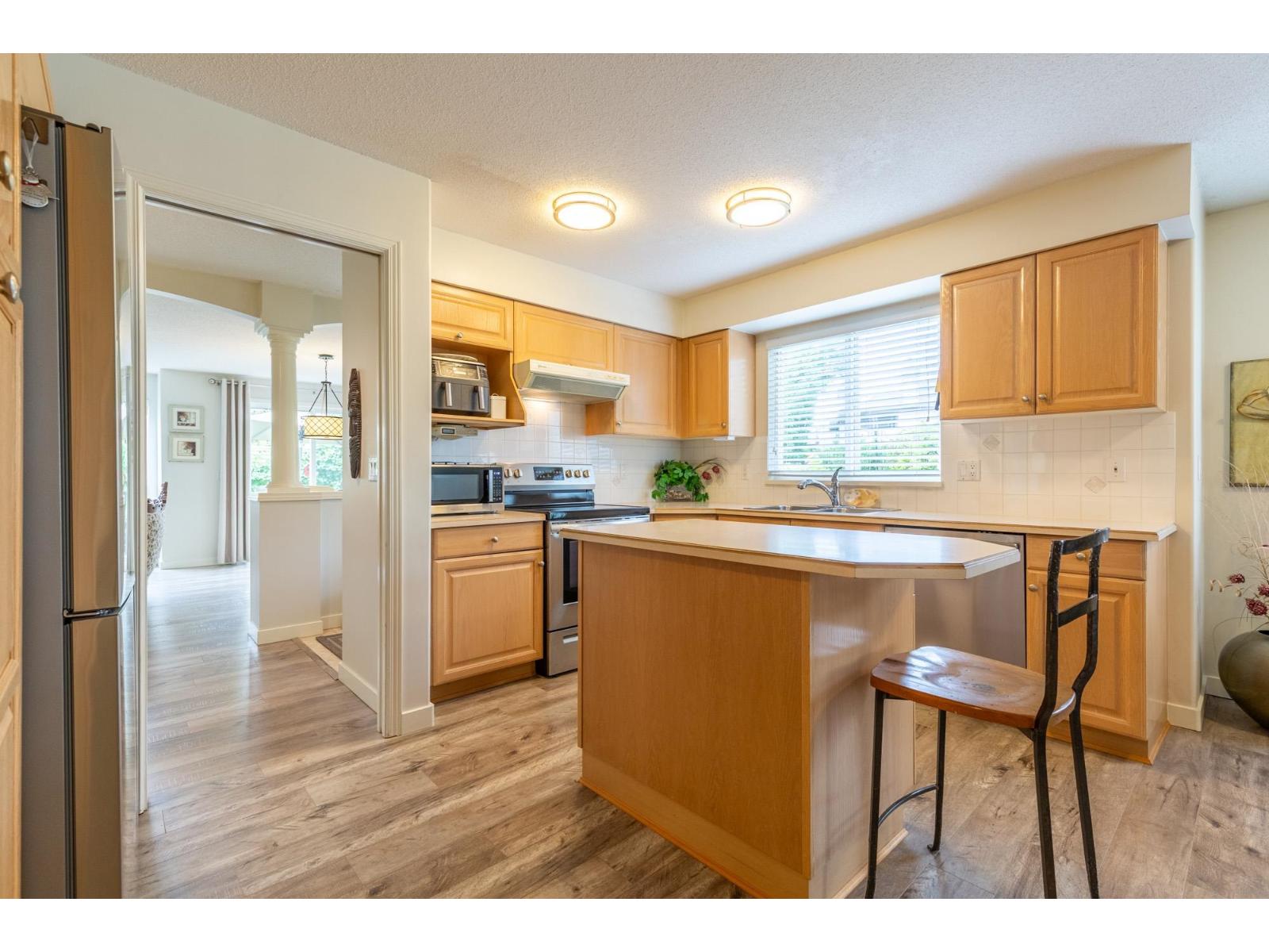 328 13888 70 Avenue Property Photo 12