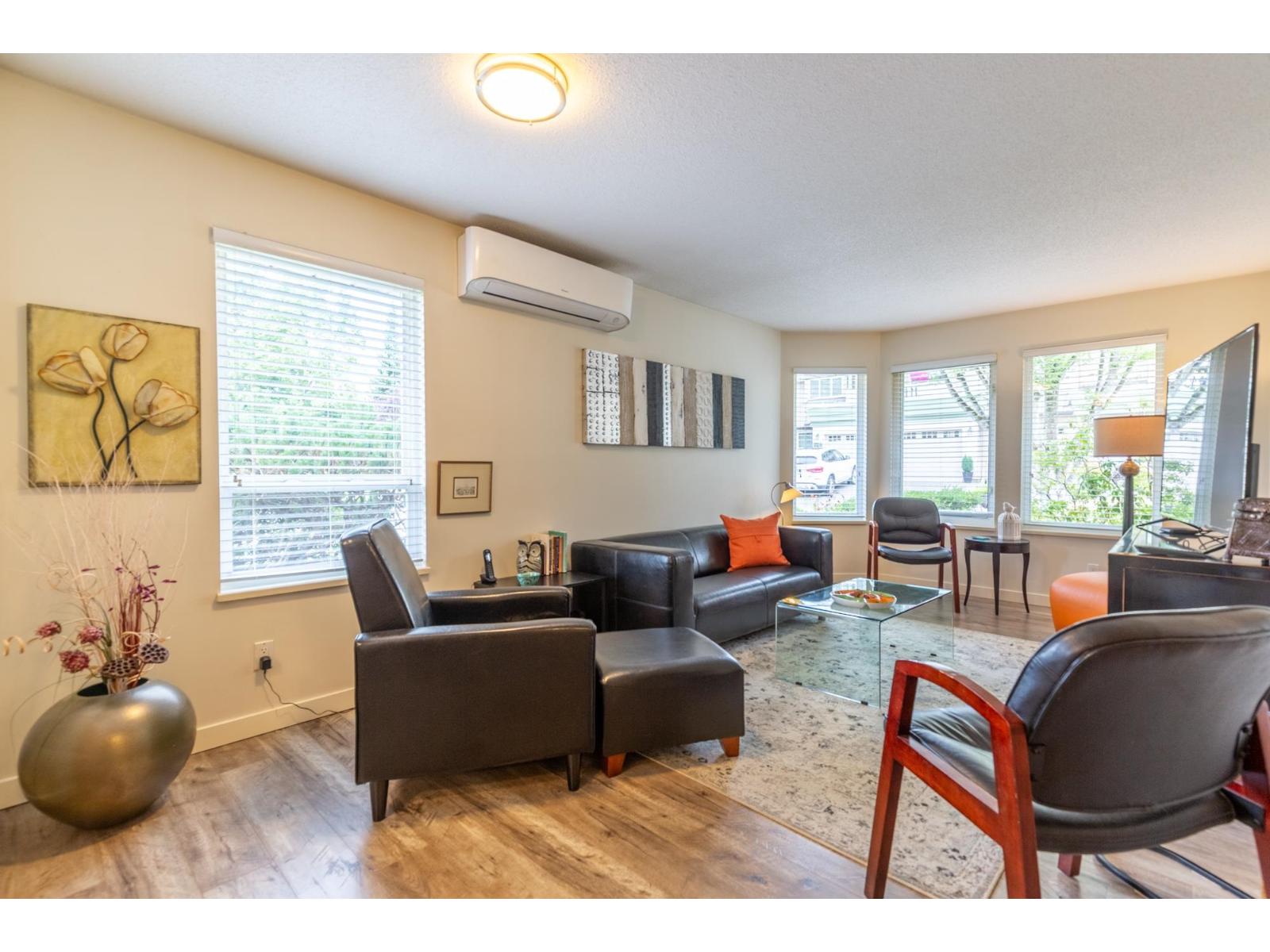 328 13888 70 Avenue Property Photo 15