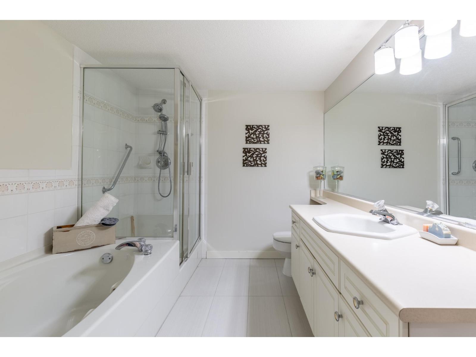 328 13888 70 Avenue Property Photo 20
