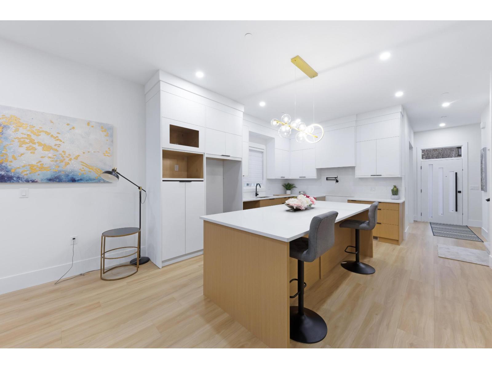 7771 197 Street Property Photo 11
