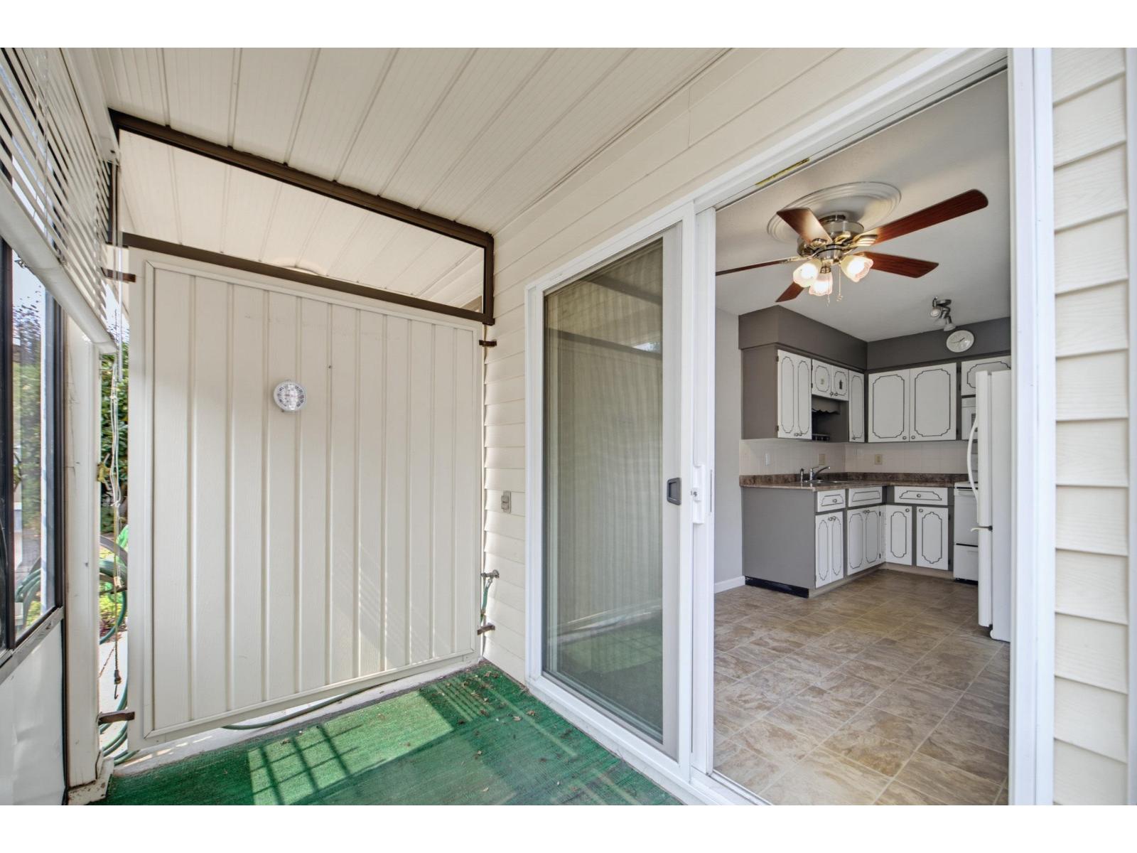 108 2853 W Bourquin Crescent Property Photo 19