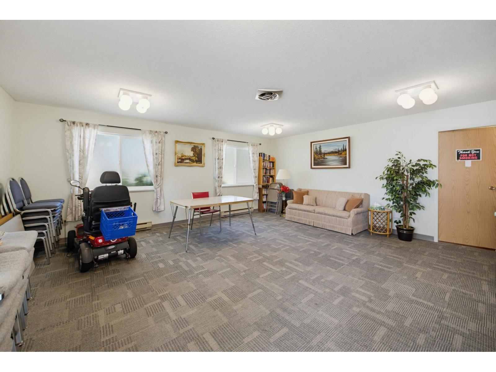 108 2853 W Bourquin Crescent Property Photo 34