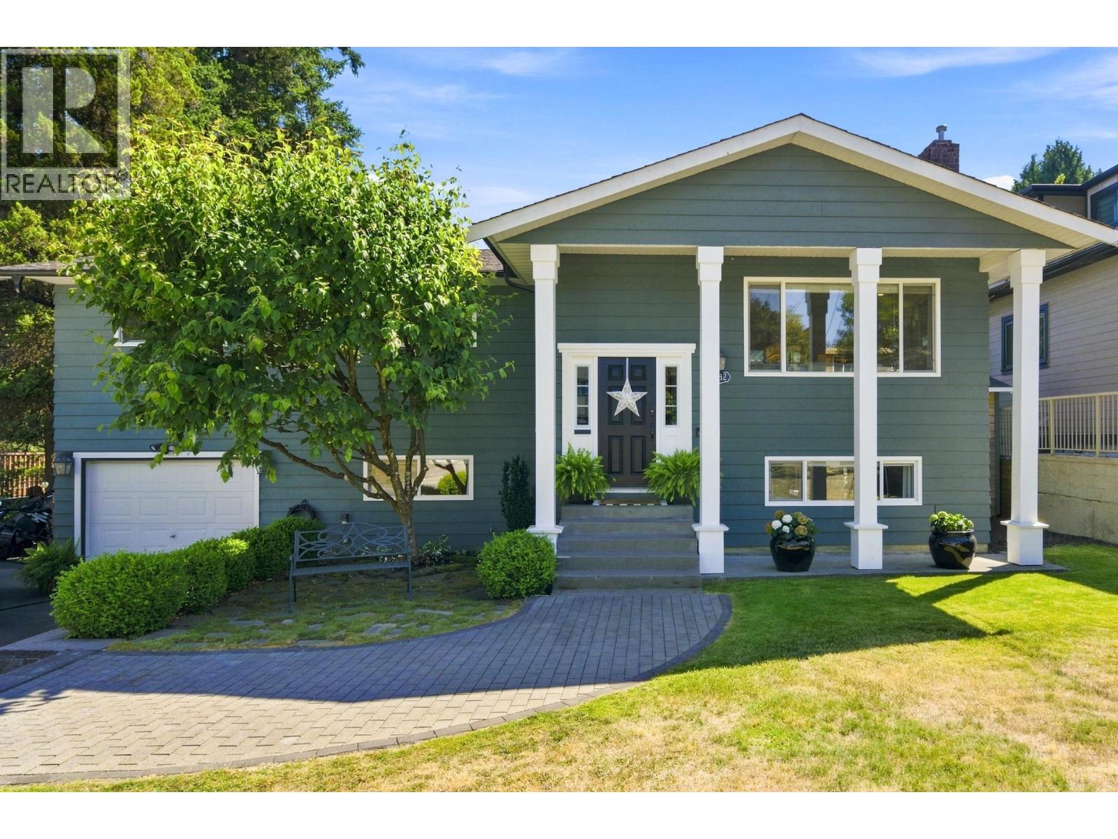 2282 STANWOOD AVENUE Property Photo 1