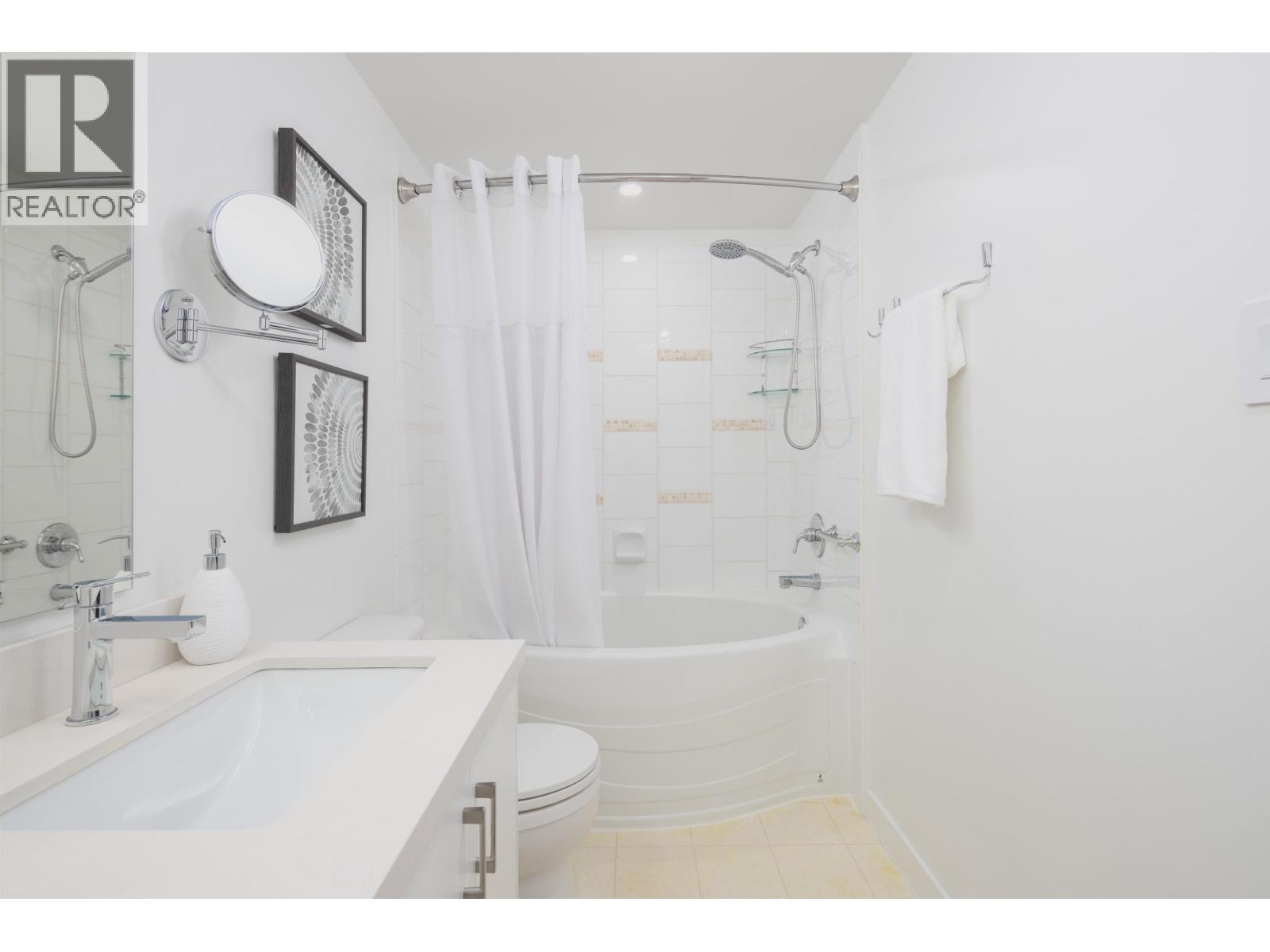 301 2958 Silver Springs Boulevard Property Photo 16
