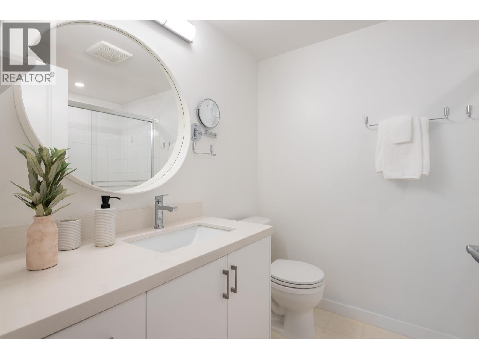 301 2958 Silver Springs Boulevard Property Photo 18
