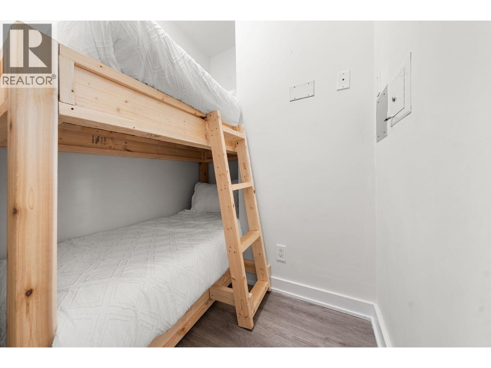 602 1249 Granville Street Property Photo 19