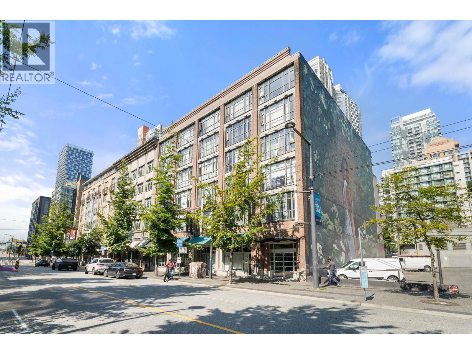 602 1249 Granville Street Property Photo 28