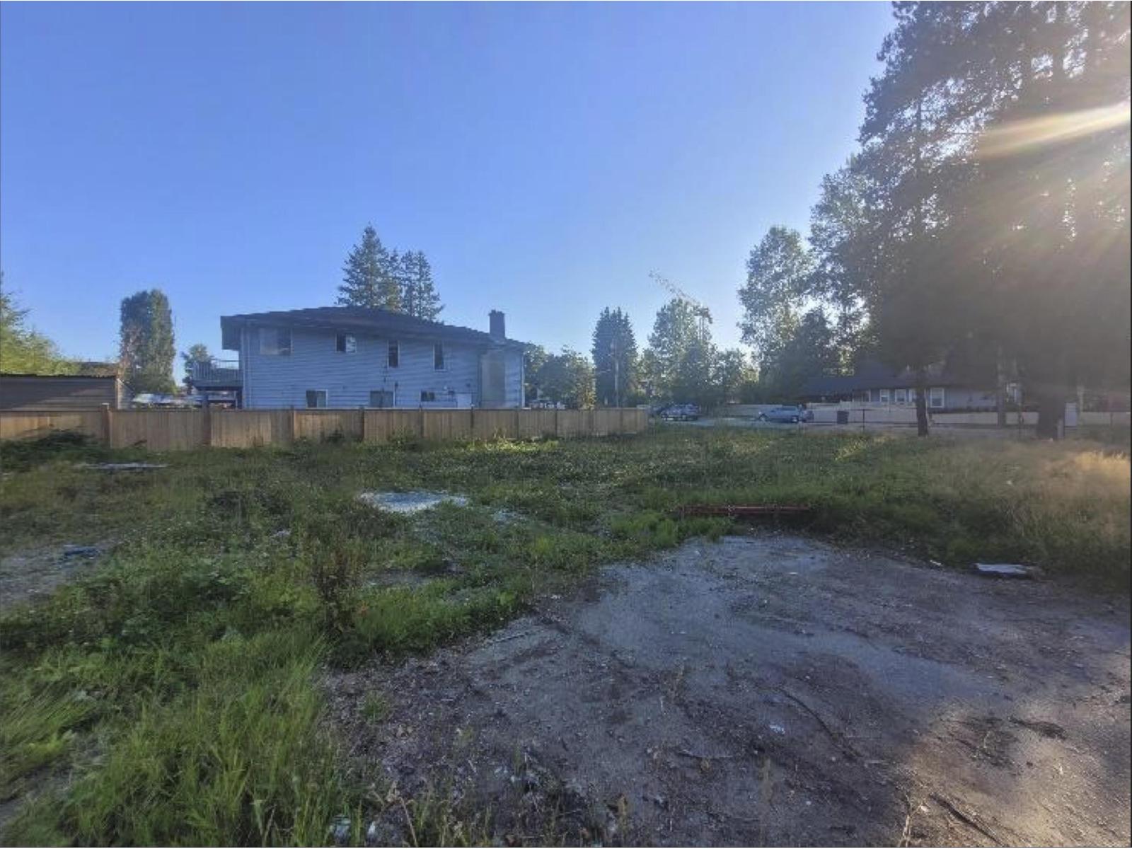 14310 104 Avenue Property Photo 4