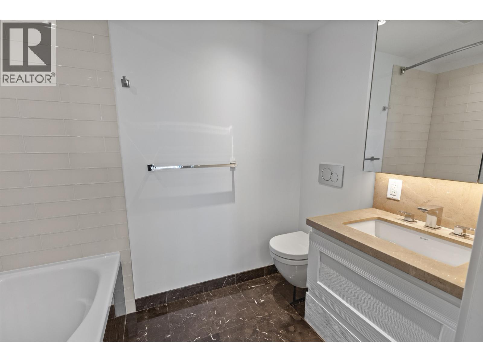 1703 3355 Binning Road Property Photo 18